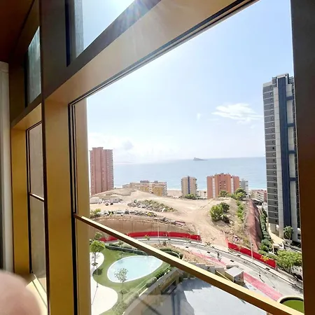 Goldenview * בנידורם