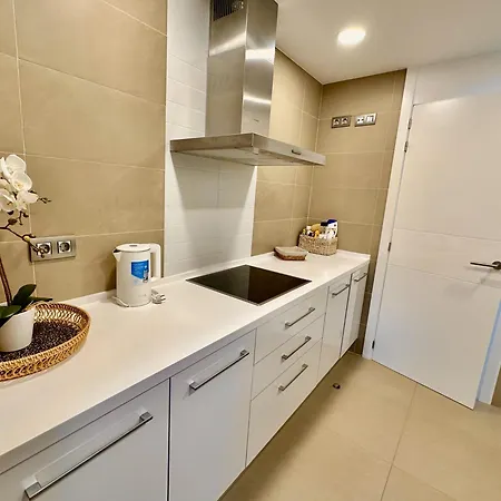 Goldenview בנידורם